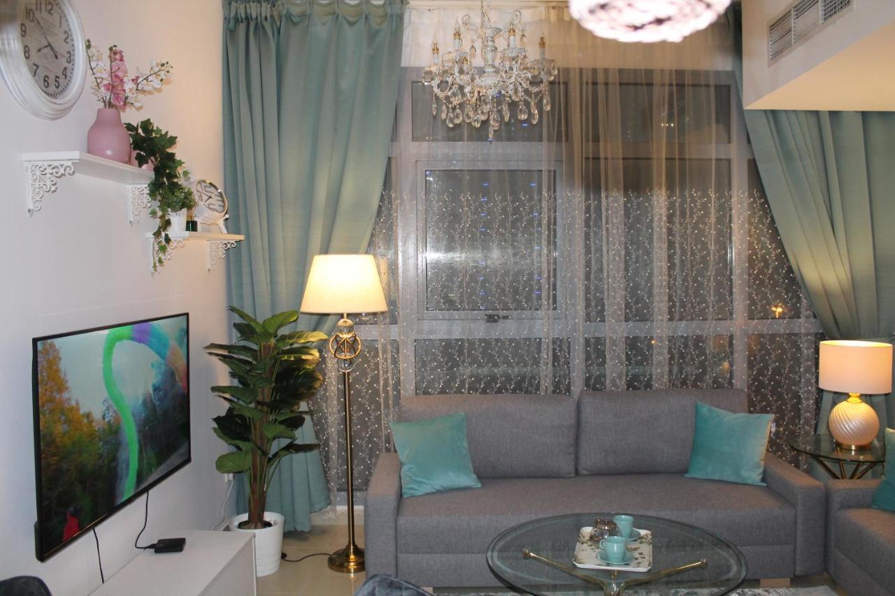 Newly Furnished One Bedroom Apartment Next To Metro & Beach In Marina Residence Дубай Экстерьер фото