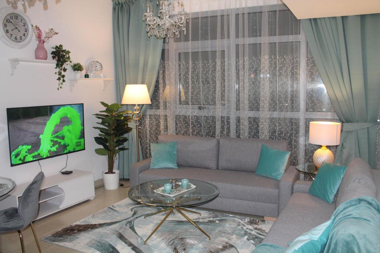 Newly Furnished One Bedroom Apartment Next To Metro & Beach In Marina Residence Дубай Экстерьер фото