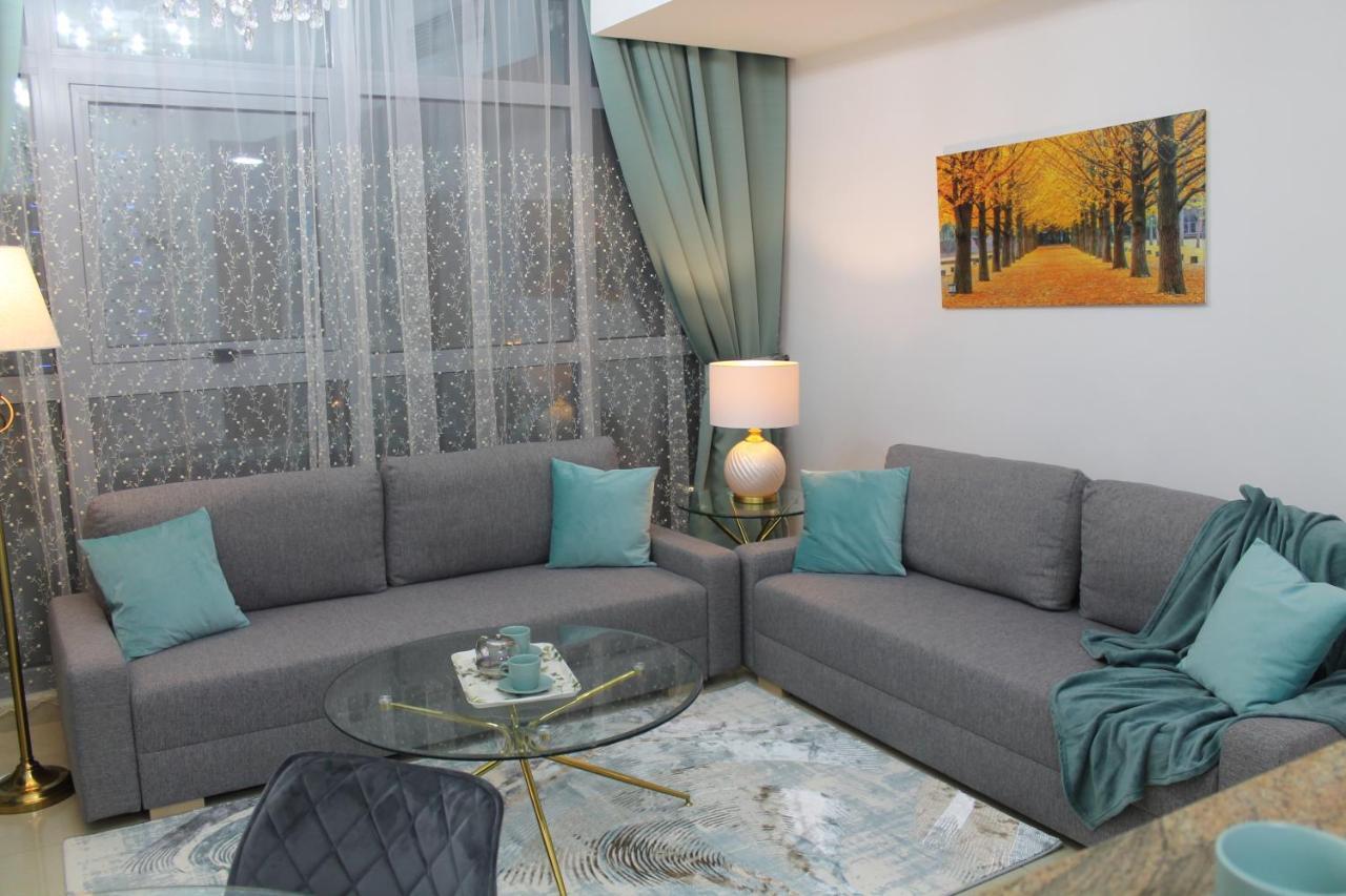 Newly Furnished One Bedroom Apartment Next To Metro & Beach In Marina Residence Дубай Экстерьер фото
