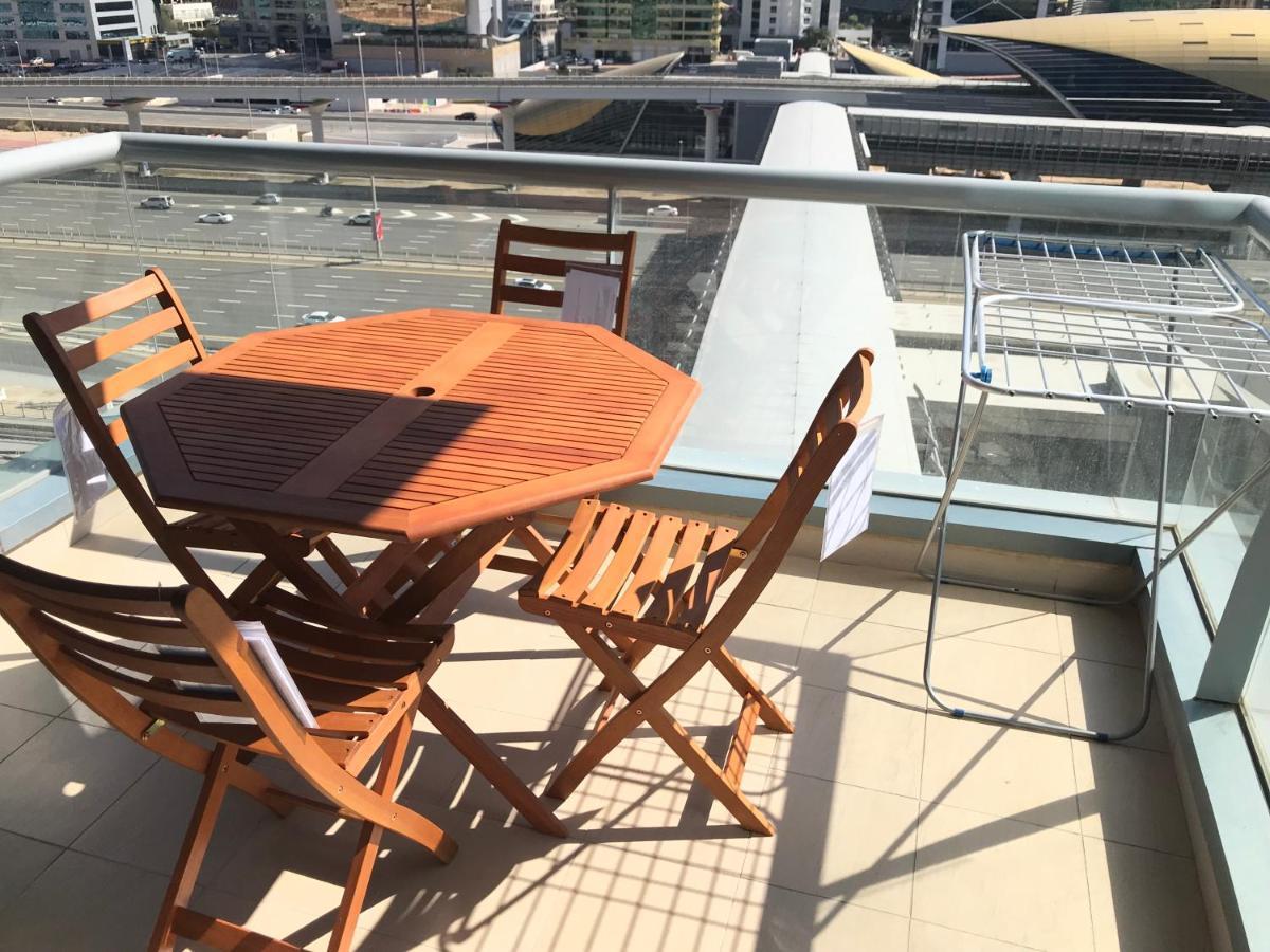 Newly Furnished One Bedroom Apartment Next To Metro & Beach In Marina Residence Дубай Экстерьер фото